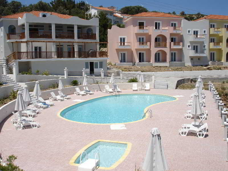 Naftilos Pythagoreio  Luaran gambar